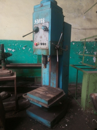 Вертикально-сверлильный станок 2С132