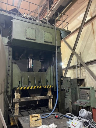 Гидравлический пресс с усилием до 6300кН, модель ПК12.1.38.02К