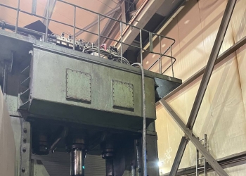 Гидравлический пресс с усилием до 6300кН, модель ПК12.1.38.02К