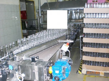 Машина  для обработки бутылок воздухом и паром UNIMAC-GHERRI Srl модель GG 75