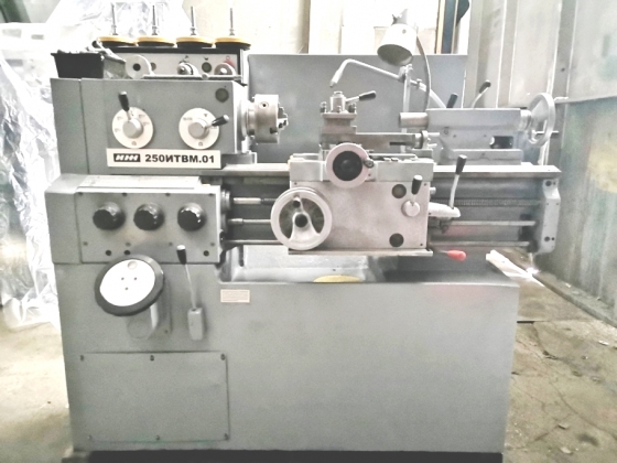 СТАНОК токарный ИЖ-250ИТВМ.01 из НИИ 2004г. с ЦАНГАМИ