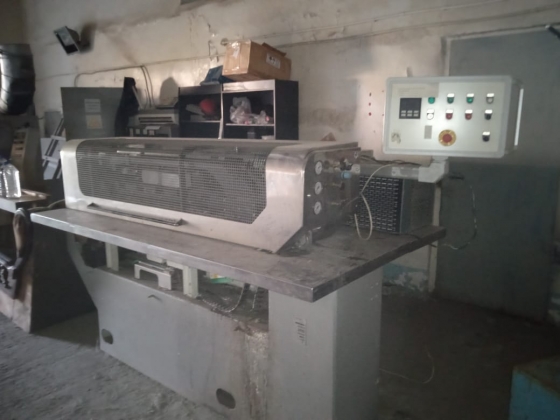 Станок для формирования "рубашки" из натурального шпона