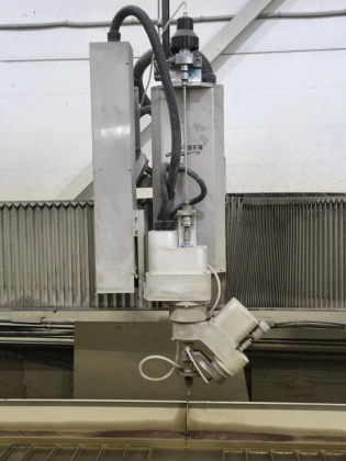 Станок гидроабразивной резки APW S4020BA (2025 года) 5 осей Б/У