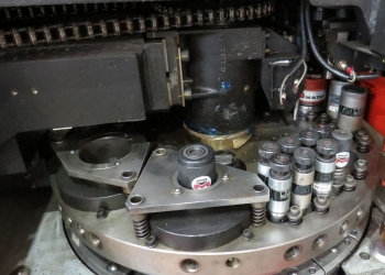 Револьверно-вырубной станок EUROPE 258 с ЧПУ