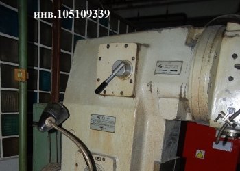 Вертикально-фрезерный станок 6Р11