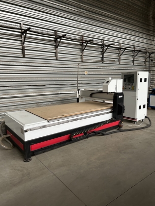 Фрезерный станок с ЧПУ WINNER STANDART 1325 F VT